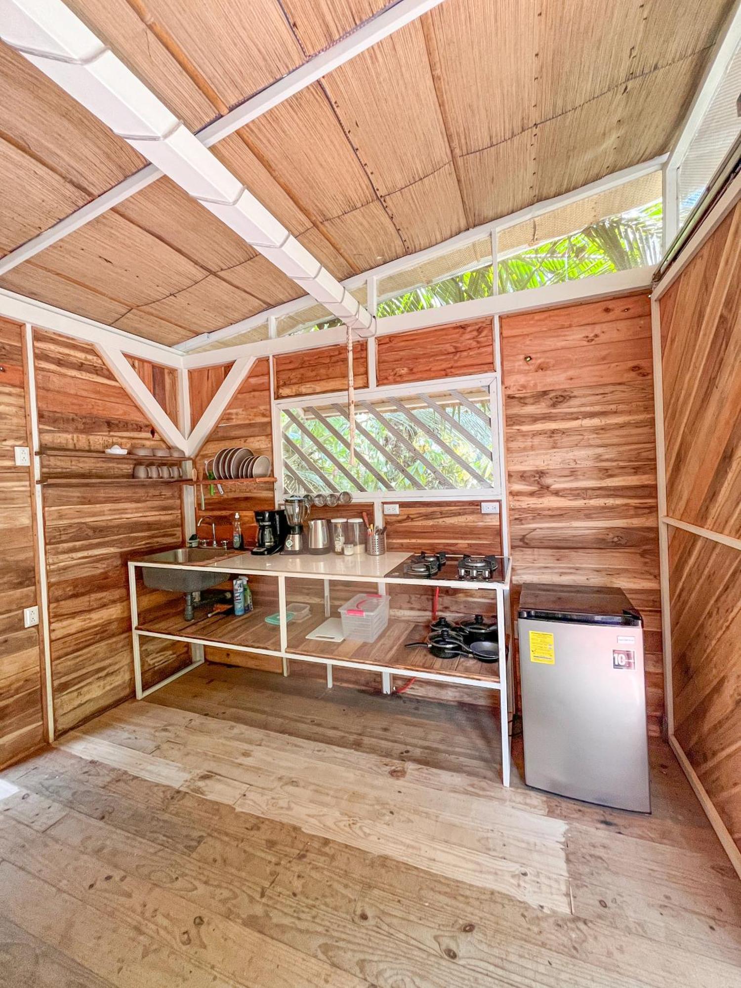 乌维塔 Nomadic Surf Camp旅舍 外观 照片