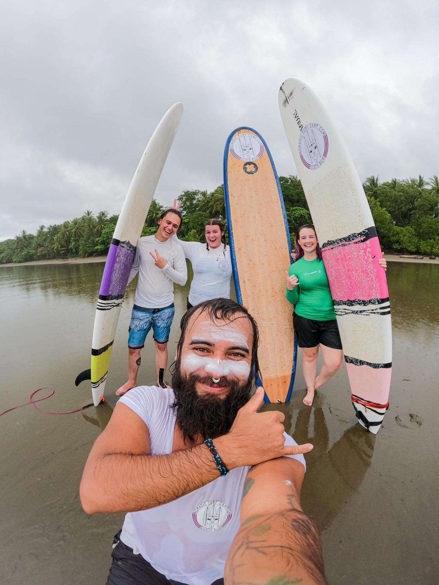 乌维塔 Nomadic Surf Camp旅舍 外观 照片